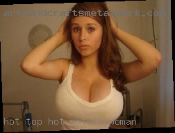 Hot mature woman Top, Hot Bottom Bi woman or Couple.